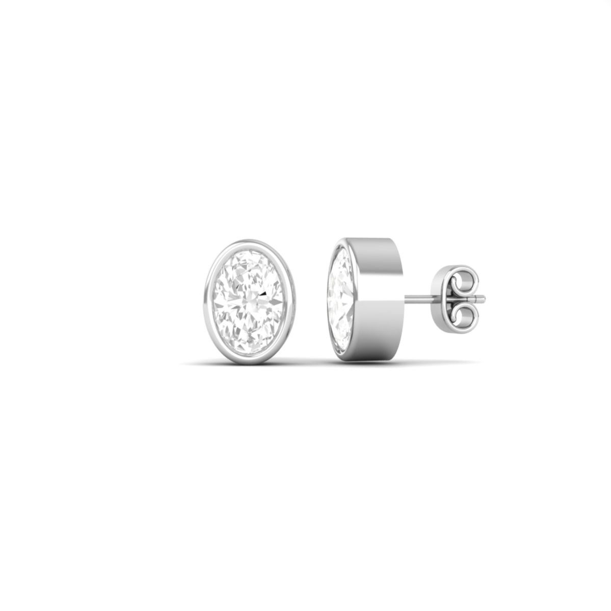 Oval Cut Bezel Moissan...